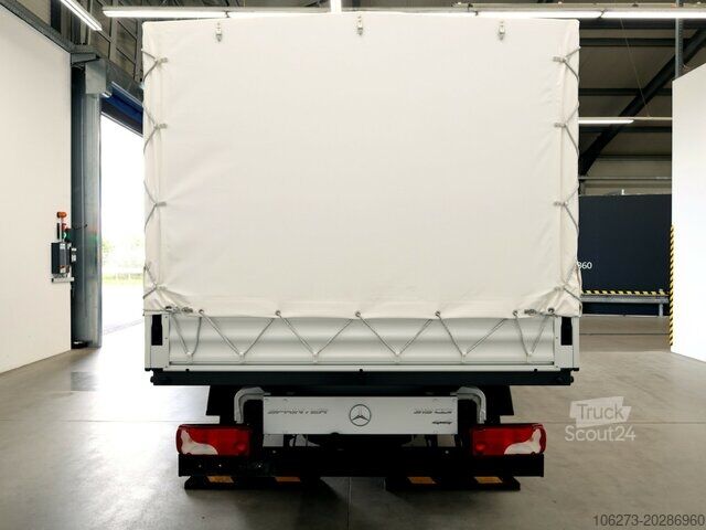Dodávka s plachtovou bočnicou Mercedes-Benz Sprinter 319CDI DOKA,Allrad,Automatik,LED