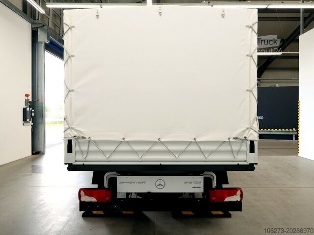 Dodávka s dvojitou kabínou Mercedes-Benz Sprinter 319CDI DOKA,Allrad,Automatik,LED