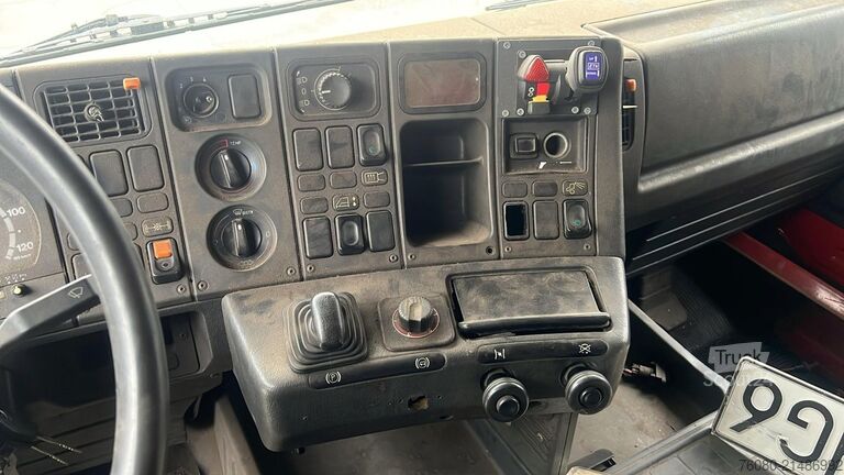 Platte bak Scania 113 - 320 (MANUAL PUMP / POMPE MANUELLE / TRES ...