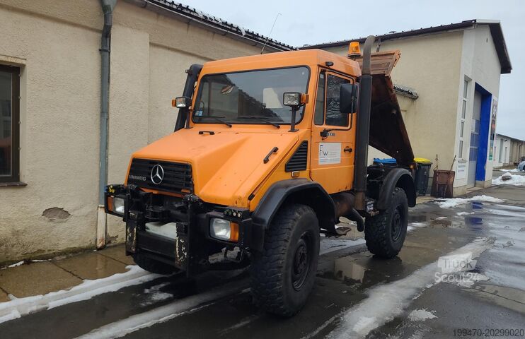 Užitkový vůz - sklápěč Mercedes-Benz Unimog 418/10