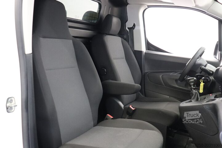 Stationwagen met hoog dak Peugeot Partner 1.2 110PK Benzine - Airco - Navi - Crui...