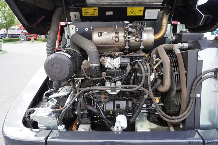 Pá carregadora de rodas Schaeff Yanmar/SCHAEFF TL80 Wheel Loader / 2023