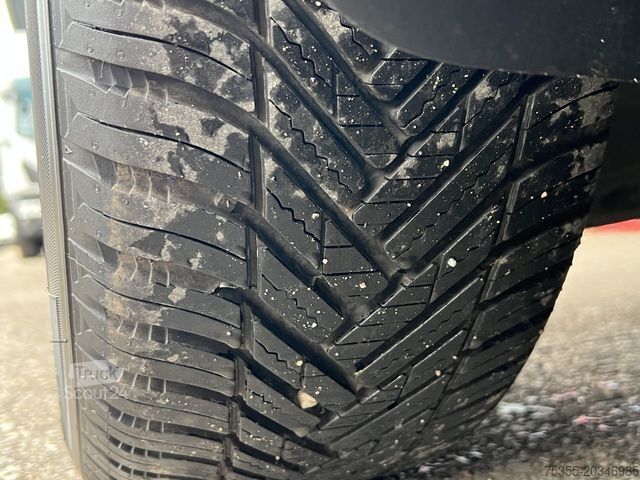 Fourgon tôlé FORD Transit Connect Kasten lang Klima Schiebtür