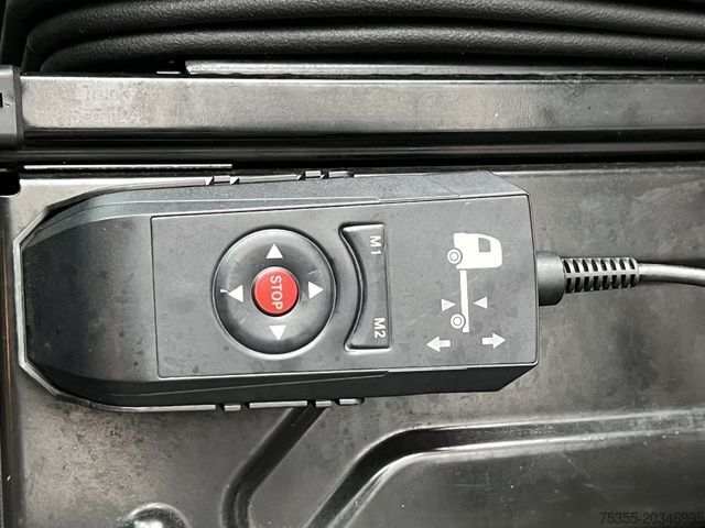 Štandardný ťahač MERCEDES-BENZ Actros 1843 Klima Retarder ACC-Abstandstempomat