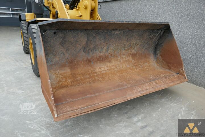 колісний навантажувач Caterpillar 938K