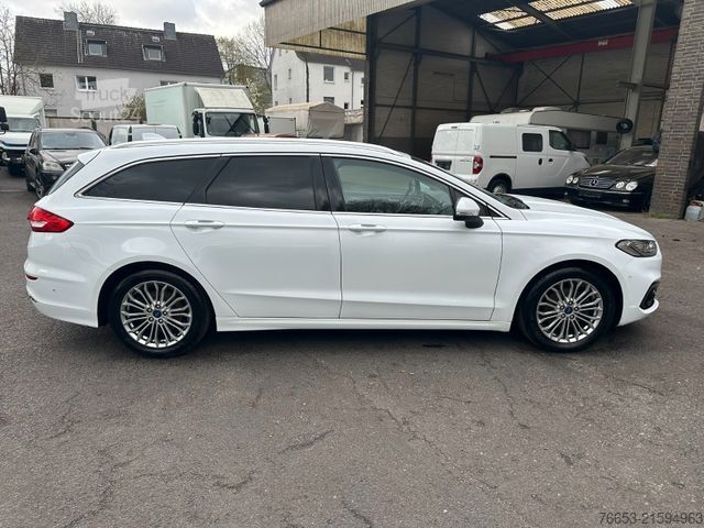 Mikroautobuss FORD Mondeo 110kw Titanium Turnier Auto.*LED*Navi*Kam