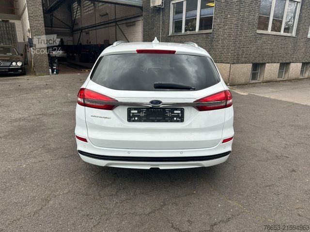 Mikroautobuss FORD Mondeo 110kw Titanium Turnier Auto.*LED*Navi*Kam