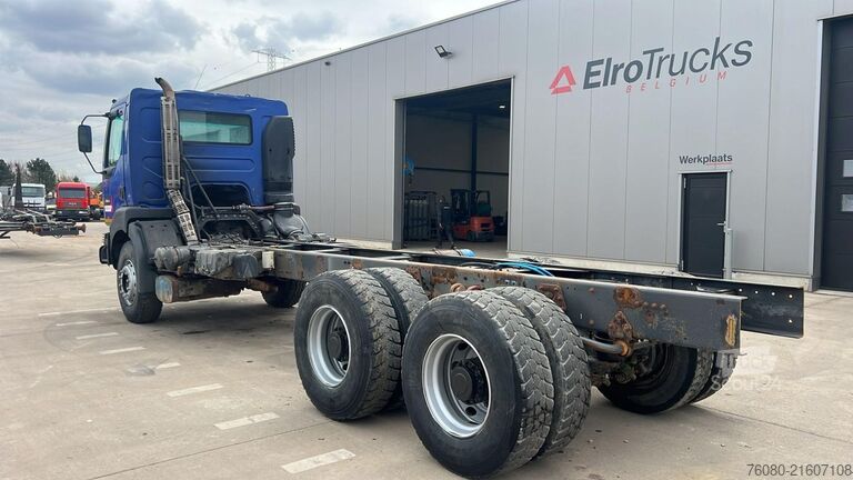 Chassi med hytt Renault Kerax 385 (POMPE MANUELLE / LAMES / GRAND PONT ...