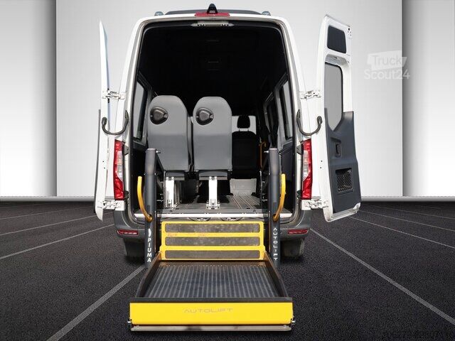 Pakettiauto Mercedes-Benz Sprinter 317 CDI Kombi,Rollstuhllift,8Sitze