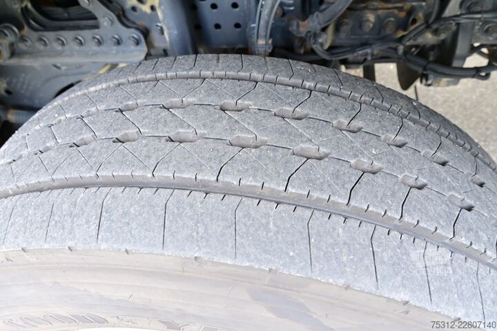 Kutu kamyonu Mercedes-Benz Antos 1840  E6 LBW Scheckheft AHK Bett Navigation