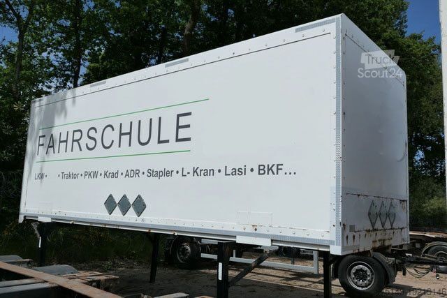Ladbil med udskifteligt lad  Lübtheen WKO 715, Wechselkoffer, BDF, Rolltor