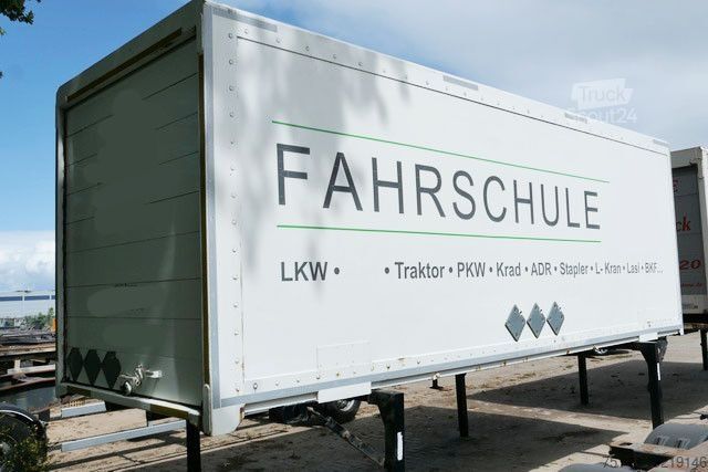 Ladbil med udskifteligt lad  Lübtheen WKO 715, Wechselkoffer, BDF, Rolltor