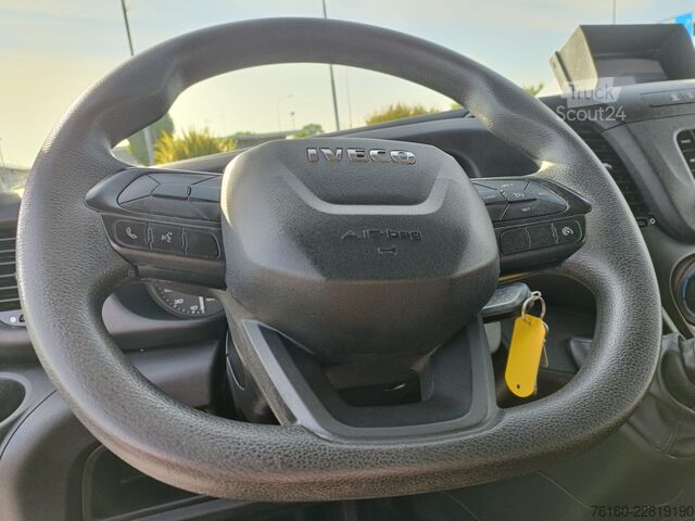 Pakeliamoji dviguba kabina Iveco daily 35c16