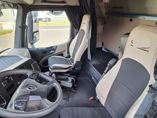 Truck chassis Mercedes Benz 2553 Actros 6x2