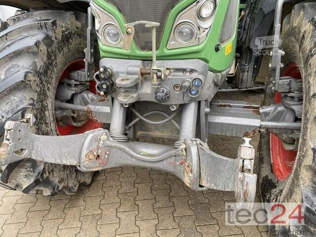 Tracteur Fendt 724 VARIO S4