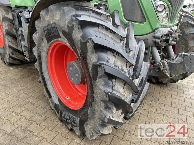 Tracteur Fendt 724 VARIO S4