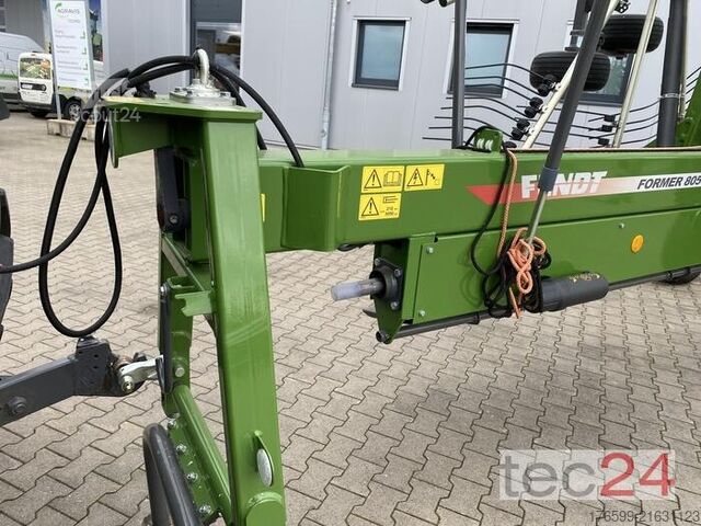 Technologie du foin Fendt FORMER 8055 PRO
