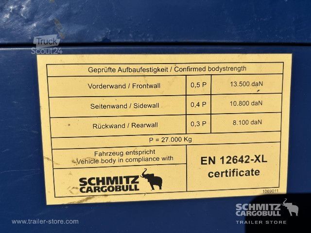 Open semitrailer with tarp Schmitz Cargobull Semitrailer Curtainsider Mega