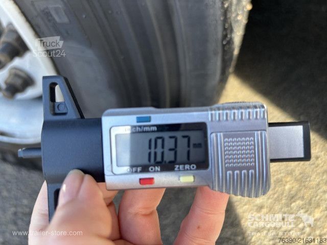 Open semitrailer with tarp Schmitz Cargobull Semitrailer Curtainsider Mega