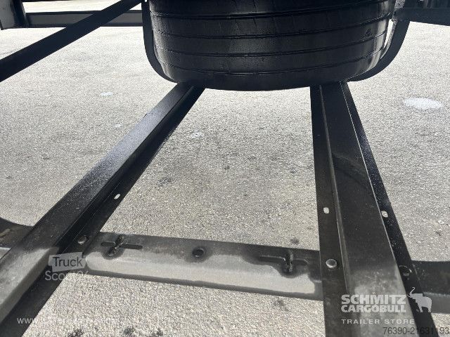 Open semitrailer with tarp Schmitz Cargobull Semitrailer Curtainsider Standard