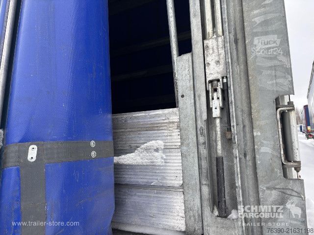 Open semitrailer with tarp Schmitz Cargobull Semitrailer Curtainsider Standard