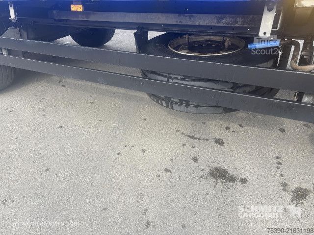 Open semitrailer with tarp Schmitz Cargobull Semitrailer Curtainsider Standard