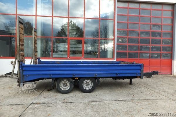 Remorcă cu platformă joasă Humbaur HBT10  Tandemtieflader