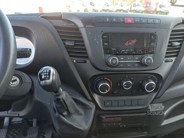 Furgón volquete IVECO DAILY 35C14H