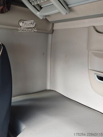 Tractora standard DAF XF 480 SSC Vollausstattung i-Park  Standklima