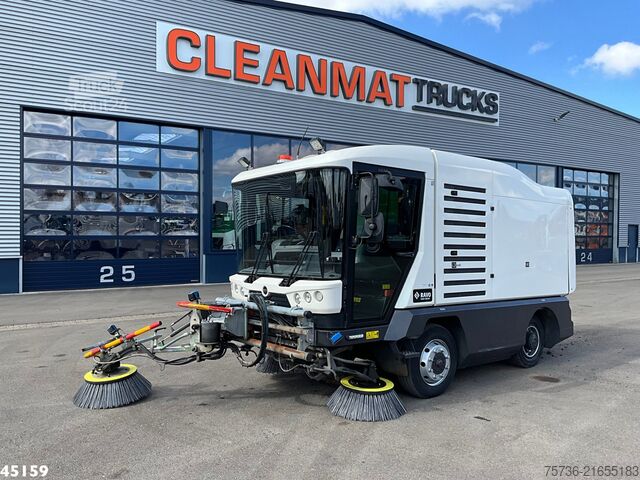 Balayeuse de voirie Ravo 540 CD Euro 6 with 3-rd brush