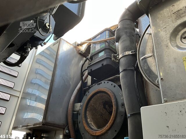 Balayeuse de voirie Ravo 540 CD Euro 6 with 3-rd brush