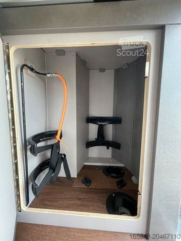 Camper van PÖSSL Summit Shine 540 R (aumbad) *165PS**NEU*