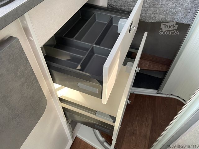 Camper van PÖSSL Summit Shine 540 R (aumbad) *165PS**NEU*