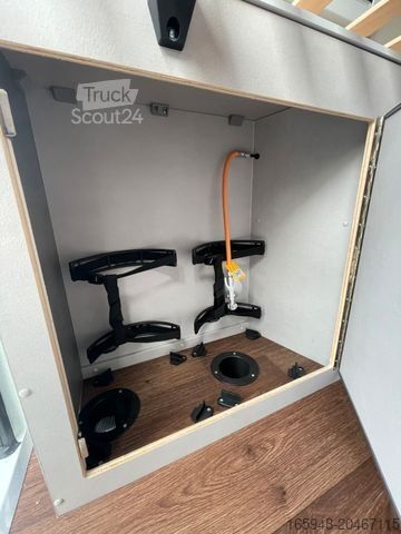 Camper van PÖSSL Summit 640 R Shine | Automatik*Bestand*