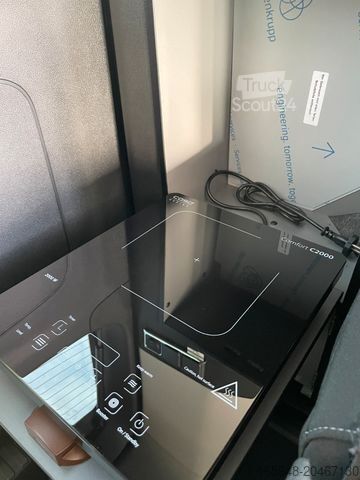 Autocamper PÖSSL Vanster | Autom. | Standheizung | Xenon