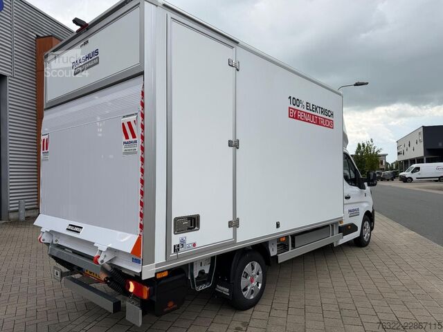 Resväska Renault E-TECH MASTER RED CCAB3T5 L3H1 GVW 3,5T/ GESLOT...