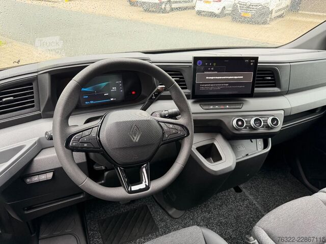 Resväska Renault E-TECH MASTER RED CCAB3T5 L3H1 GVW 3,5T/ GESLOT...