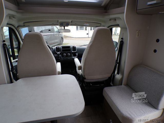 Напівінтегрований кемпер CARADO T 447 Combi 6E, Hubbett, SAT+TV, Markise