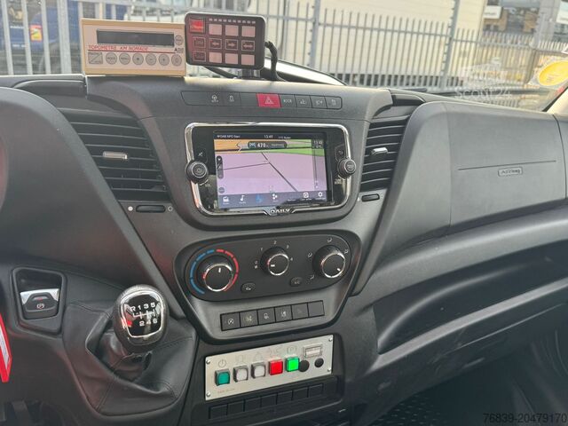 Hefplatform Iveco Daily 35S14