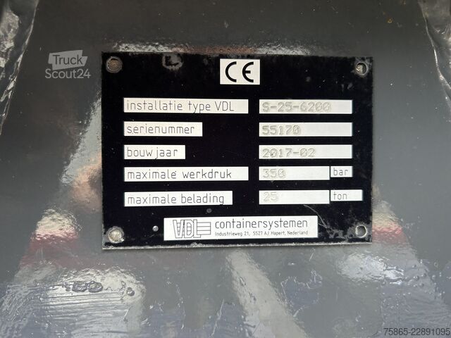 Haakarmsysteem Volvo FH 500 Globetrotter 8x2 Tridem / VDL Hook 25 To...
