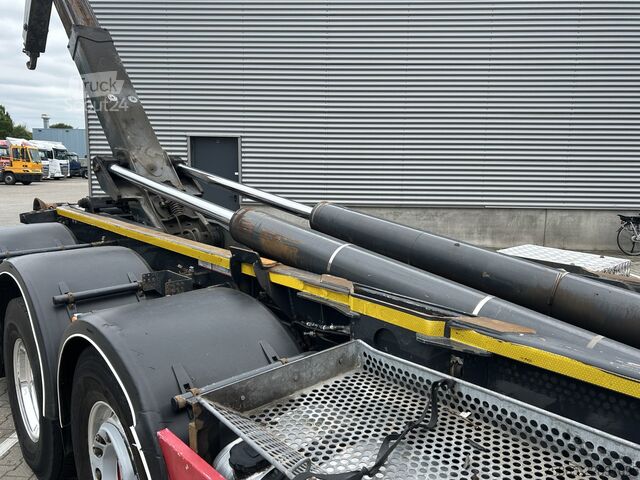Haakarmsysteem Volvo FH 500 Globetrotter 8x2 Tridem / VDL Hook 25 To...