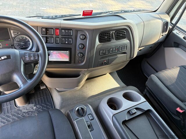 Bőrönd DAF LF 4X2 2022 BRINKS + BAR KLEP  173.942 km