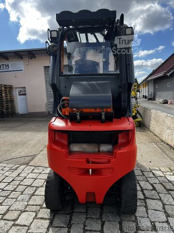 Viličar Linde H 35 T-02 EVO