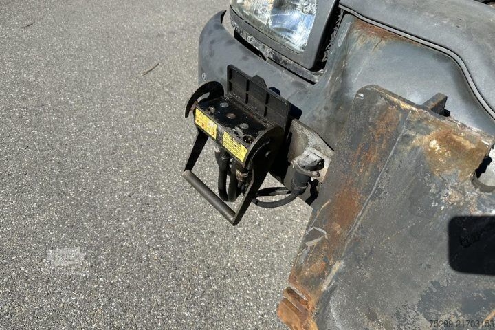 Caminhão para fins especiais Renault Midlum 300 4x4 Winterdienst / Swiss-Vehicle