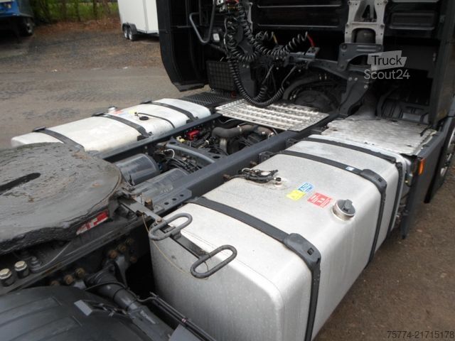 Ciągnik siodłowy typu volume SCANIA S 500/Low Deck mit Aufliegen Getränke