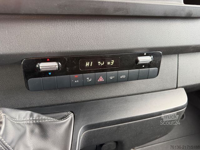 Skåpbil MERCEDES-BENZ Sprinter 211 CDI FWD Klima L2H1 Kamera AHK