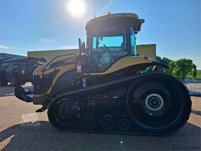Traktor Challenger MT765C