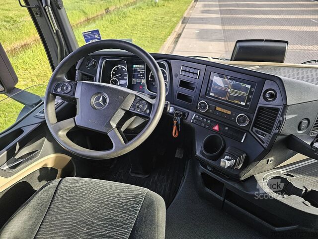 Standaard trekker MERCEDES-BENZ ACTROS 1843