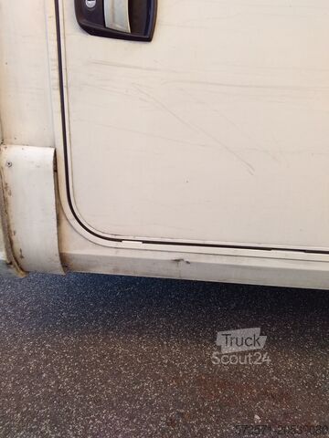 Autocaravana semi-integrada Fiat Ducato Carasuite 650 MF Teilintegriert | Voll ausgestattet