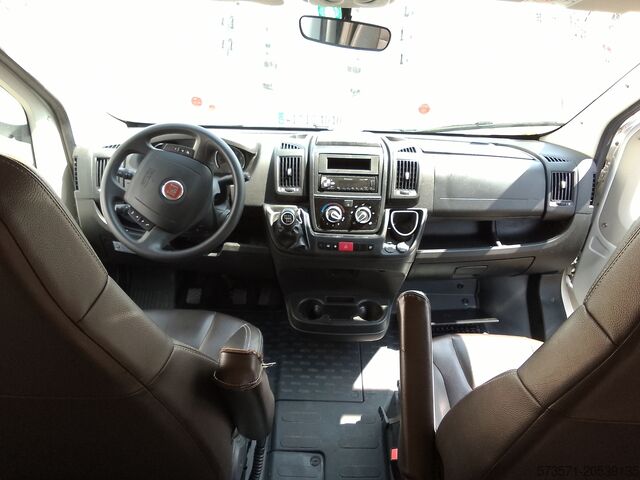 Autocaravana semi-integrada Fiat Ducato Carasuite 650 MF Teilintegriert | Voll ausgestattet